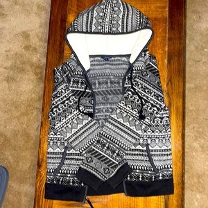 2000s Vintage American Eagles fleece hoodie. Still in great shape.